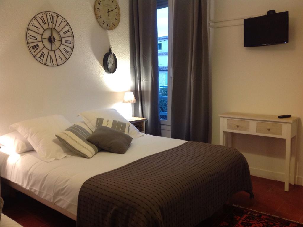 Lou Paradou Hotel Cagnes-sur-Mer Room photo